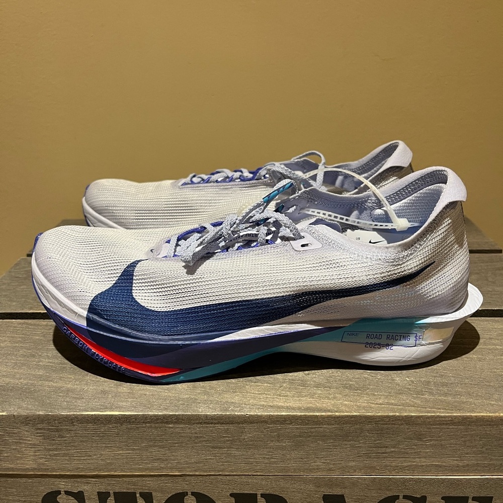 NIKE ZOOMX STREAKFLY 2 RACING SHOES Sz Men 8/Wms 10.5-NWOB-HF6416-001